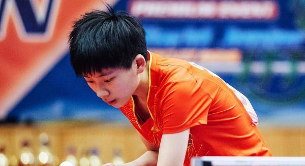 网前防守的 网前防守的